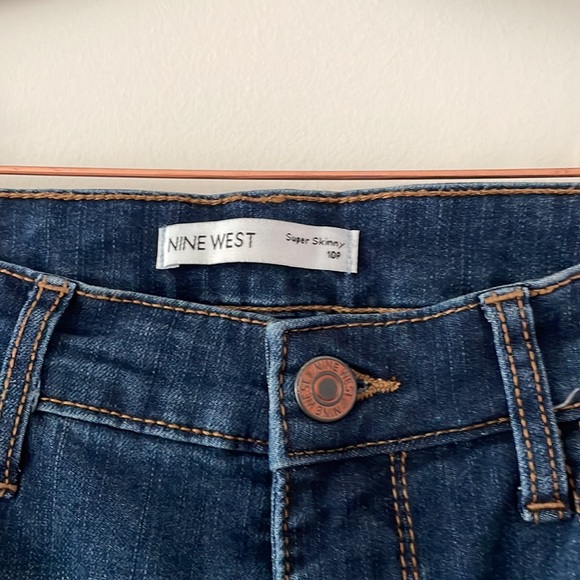 NWOT very nice jeans. - Picture 3 of 3